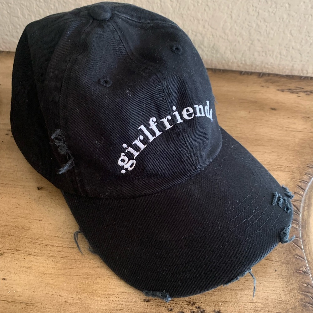 Girlfriends Cap - Picture 3 of 3